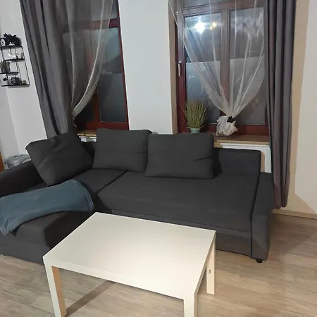 Work And Fuer 5 Personen 2 Schlafzimmer Grosse Wohnkueche, Bad Und Balkon Apartment Plettenberg